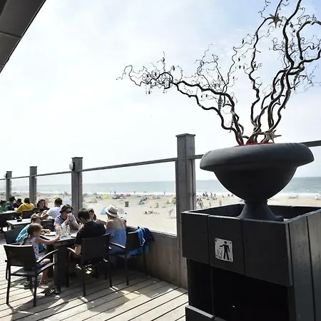 Cosy Petten, Family Only *